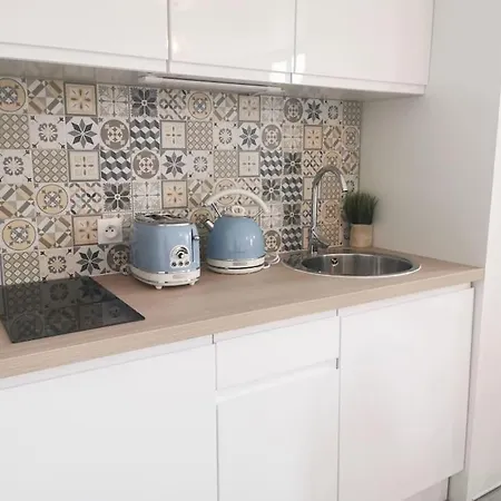 Le Trekking *studio 30m²*wifi*parking Prive*calme * 卢德